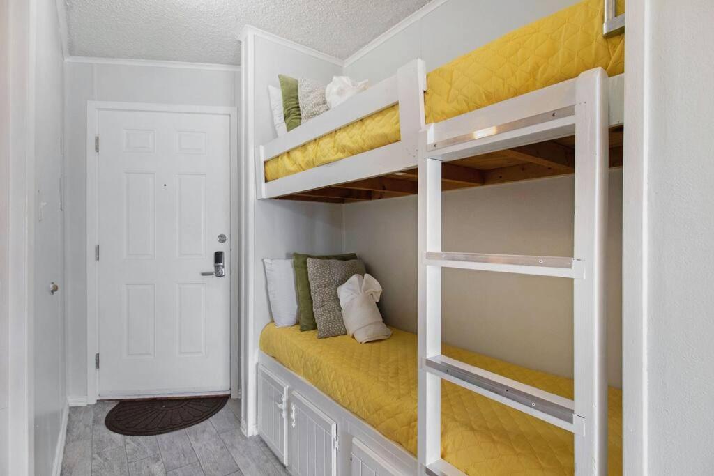 Apartamento The Happy Seahorse Galveston Exterior foto